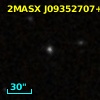 2MASX J09352707+2617093