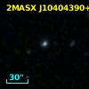 2MASX J10404390+3300589